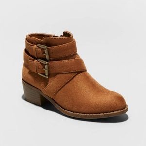 Art Class Ankle Boots Booties Shoes Womens 6 Faux Leather Brown Fall Winter NWT